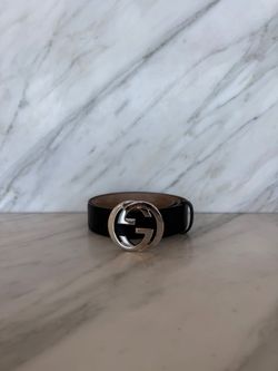 Gucci Signature Leather Belt (Lightly Used, Excellent Condition)