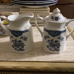 Royal Staffordshire Liberty Ironstone - creamer & sugar