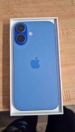 iPhone 16 (Unlocked)