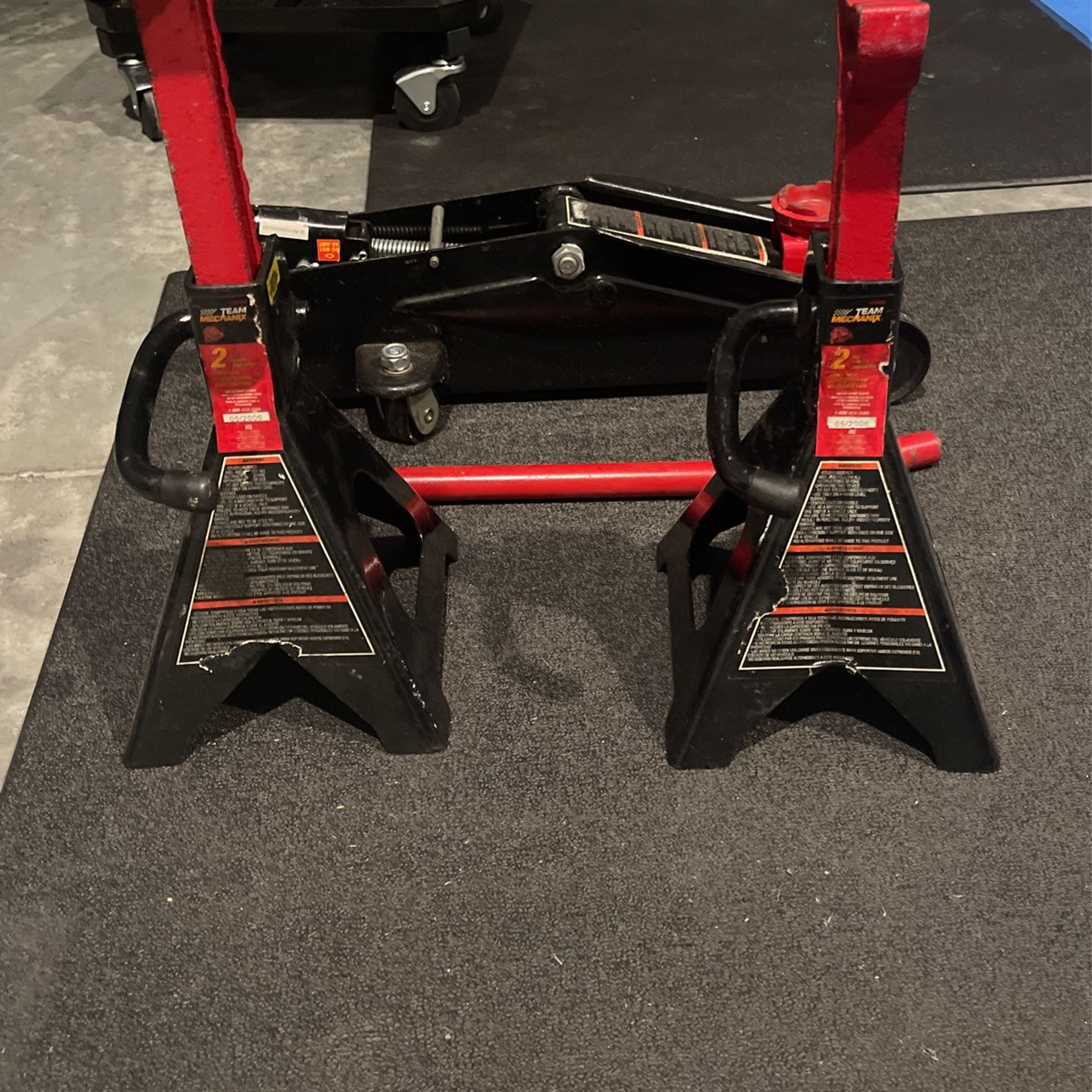 Jack stands And Jack