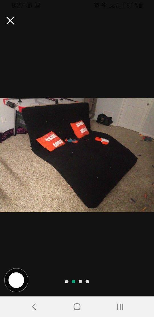 Queen Size Futon