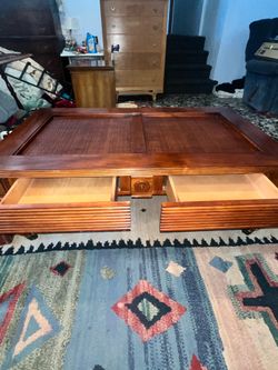 Large beautiful coffee table- has glass top