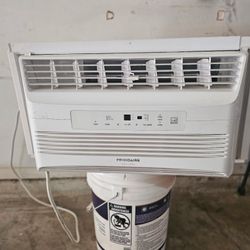 Window AC/Unit
