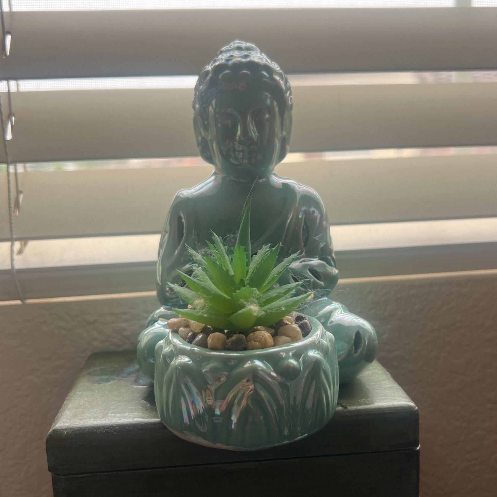 Budha Statue W/ Sachet Like New Condition
