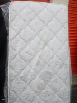Serta Twin Mattress & box spring