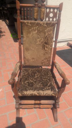 Antique spring rocking chair