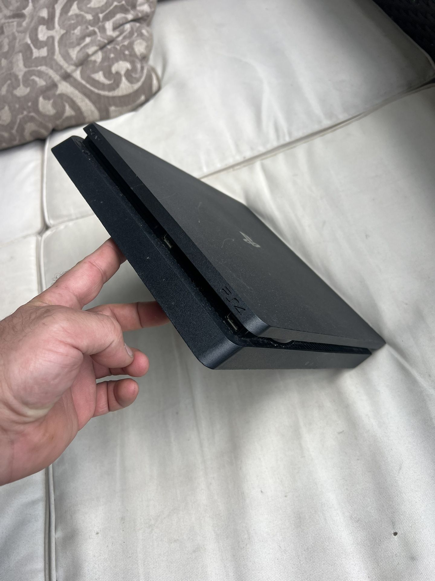 Sony PlayStation PS4 + Controller