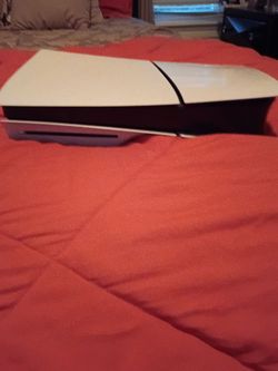 Play station 5 white