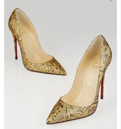 Christian Louboutin Pumps