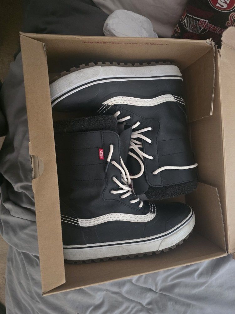 Vans Standard Snow Boot Sixe 10.5