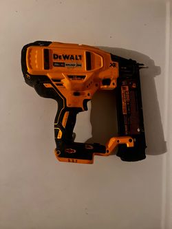 Dewalt Brushless Finish Nailer 18GA