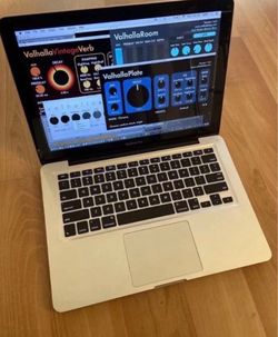 MacBook Pro  (Pro Tools•Logic Pro X•Ableton Live•Waves•Autotune•Final Cut Pro•Microsoft Office•GarageBand•Virtual DJ•Adobe•And Many More!)