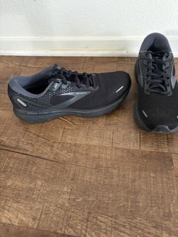 Shoes - Brooks Ghost 14— Size 11