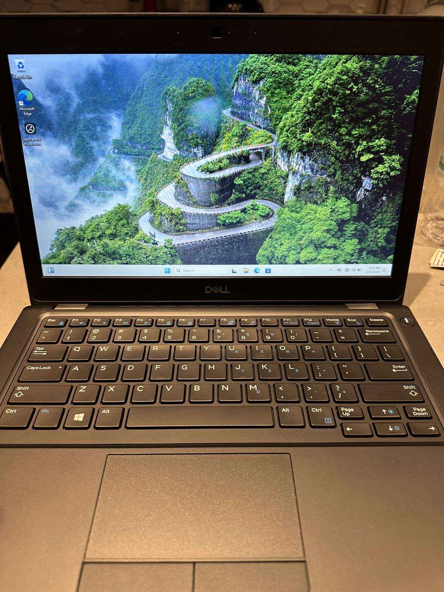 Dell Latitude 5290 12.5 Inch laptop (not 2 in 1 version)