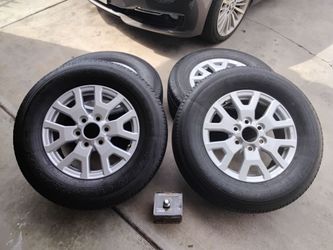 4 Wheels 17" Toyota Tacoma 2026 Tires included