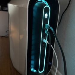 Alienware Aurora R12 Gaming Desktop – RTX 3080 Ti / i7-11700KF / 32GB RAM / 1TB NVMe SSD
