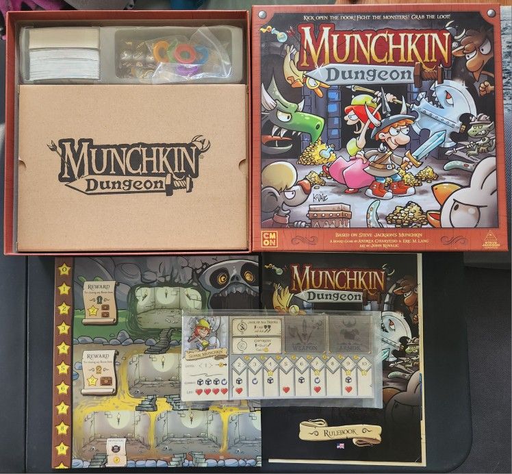 Munchkin Dungeons – Core Set – Like New