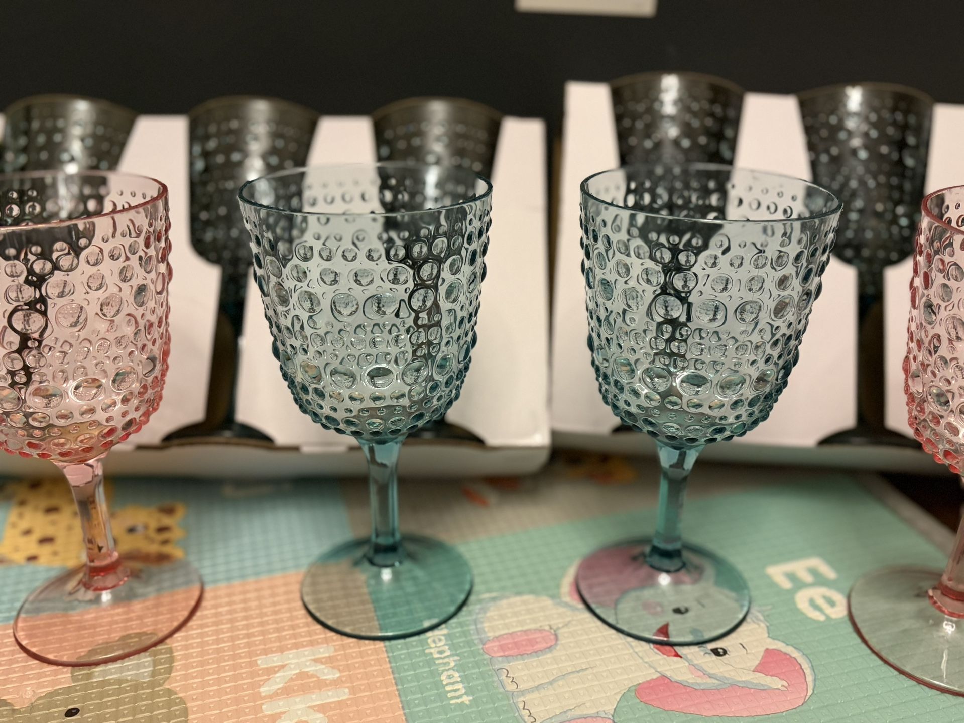 12oz And 14oz Plastic Stemmed Glasses And Tumblers