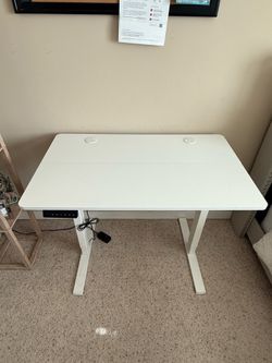Standing desk