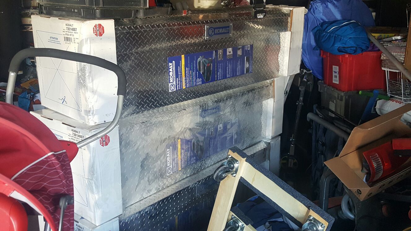 Kobalt brand new full size truck tool box 73014007 lowes 209684