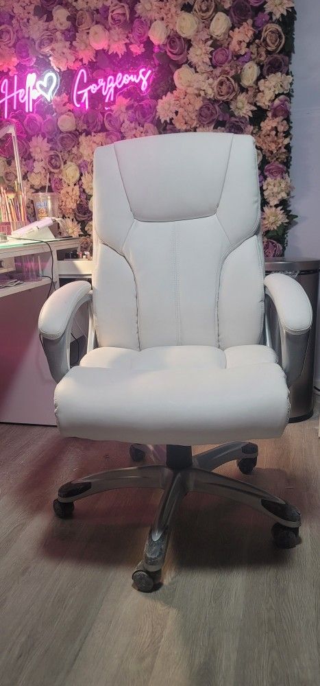 2 Desk White Leather Chairs