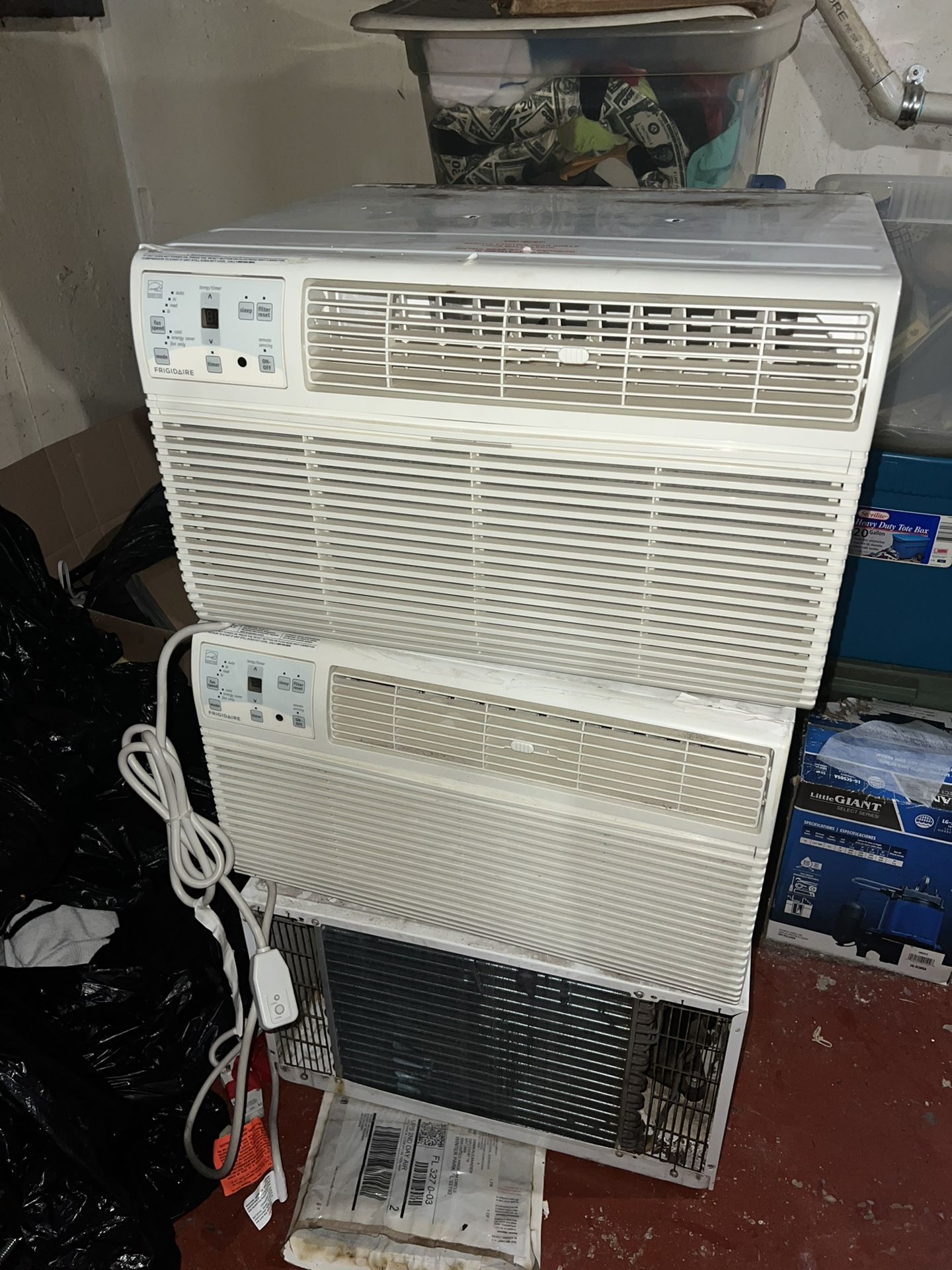 Frigidaire AC Model # FRA106HT2 White 10,000 BTU