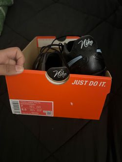 nike soccer cleats