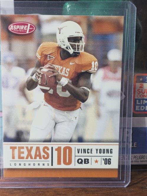 2006 Vince Young Aspire ROOKIE card #35 Texas Longhorns Football NR MT