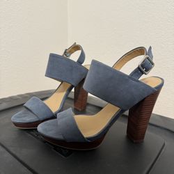 Size 8.5 - Bluish Heels 
