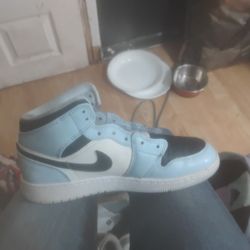 Nike Air Jordan 1 Mid UNC Ice Blue GS