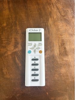 iClicker 2 remote clicker for students (used 3 times like new comes with batteries)