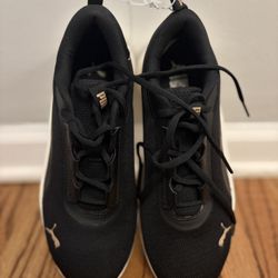 Puma Focus lite sneaker - Women’s - Size 9 - Brand New