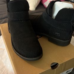 Ugg MCKAY 7.5