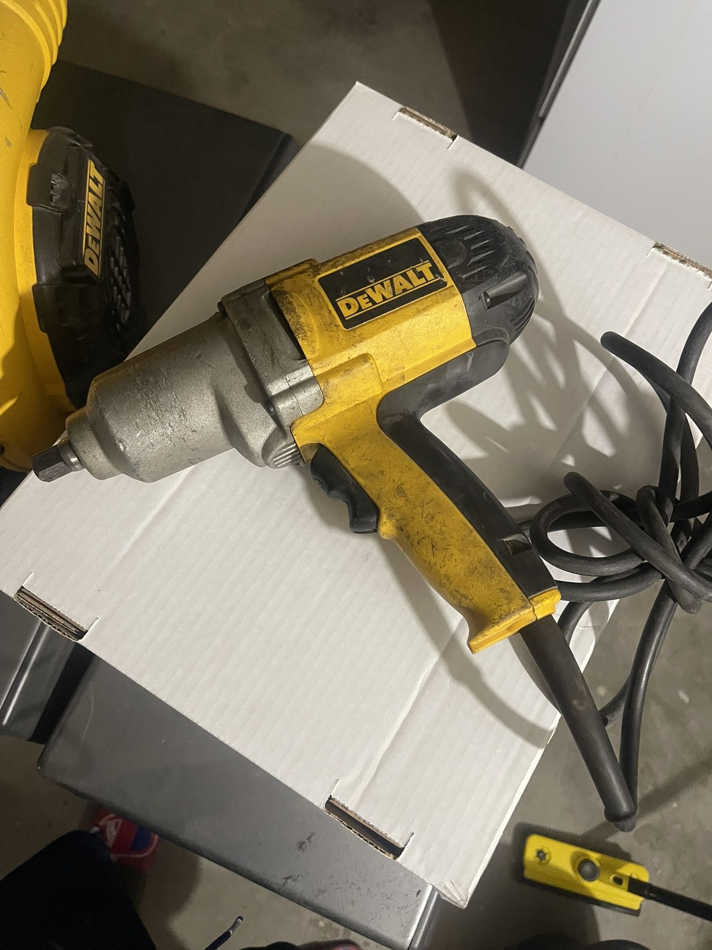 Dewalt Impact Wrench DW292. 1/2