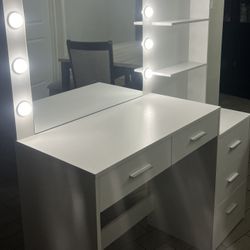 WHITE VANITY FOR SALE 