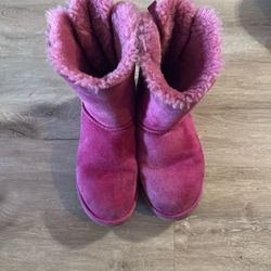 Pink Uggs
