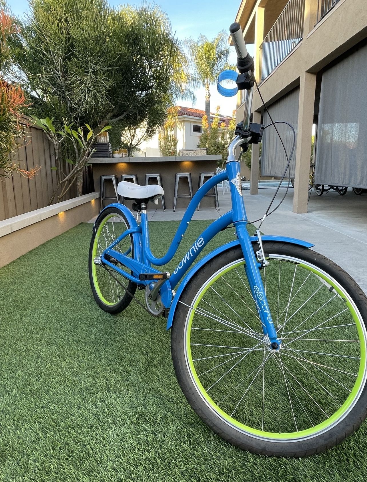 Townie Electra Bike for Sale in Menifee, CA OfferUp