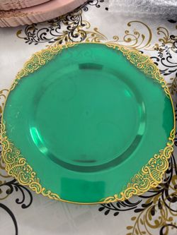 50-Piece Party Dinnerware Set – Multiple Colors – $10