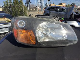 Headlight assembly for 07-08-09 R/said Clean $55.