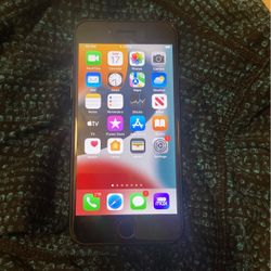 Used SE iPhone Black