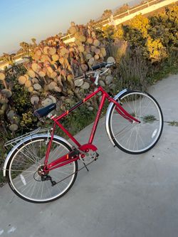 Schiwinn  red bike