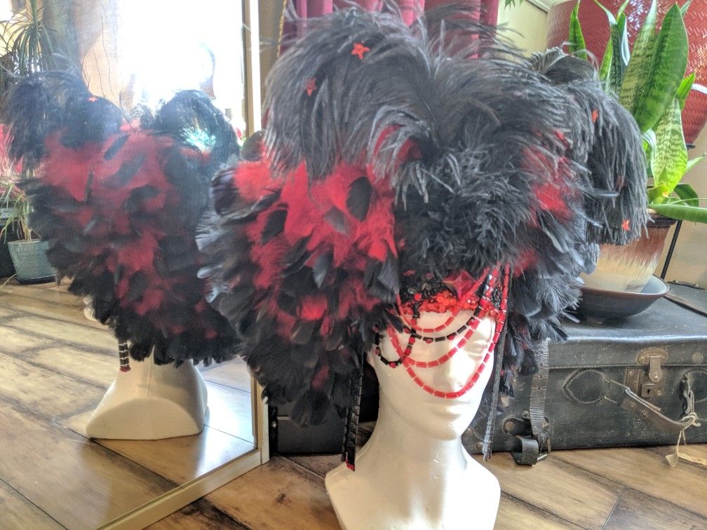 Black feather Vegas Showgirl Headdress