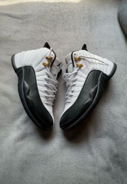 Jordan 12 Black Taxi Size 9 (doing a special offer just hmu🚀🚀)