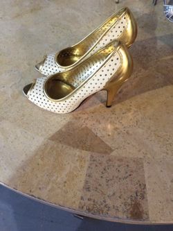 Heels size 6
