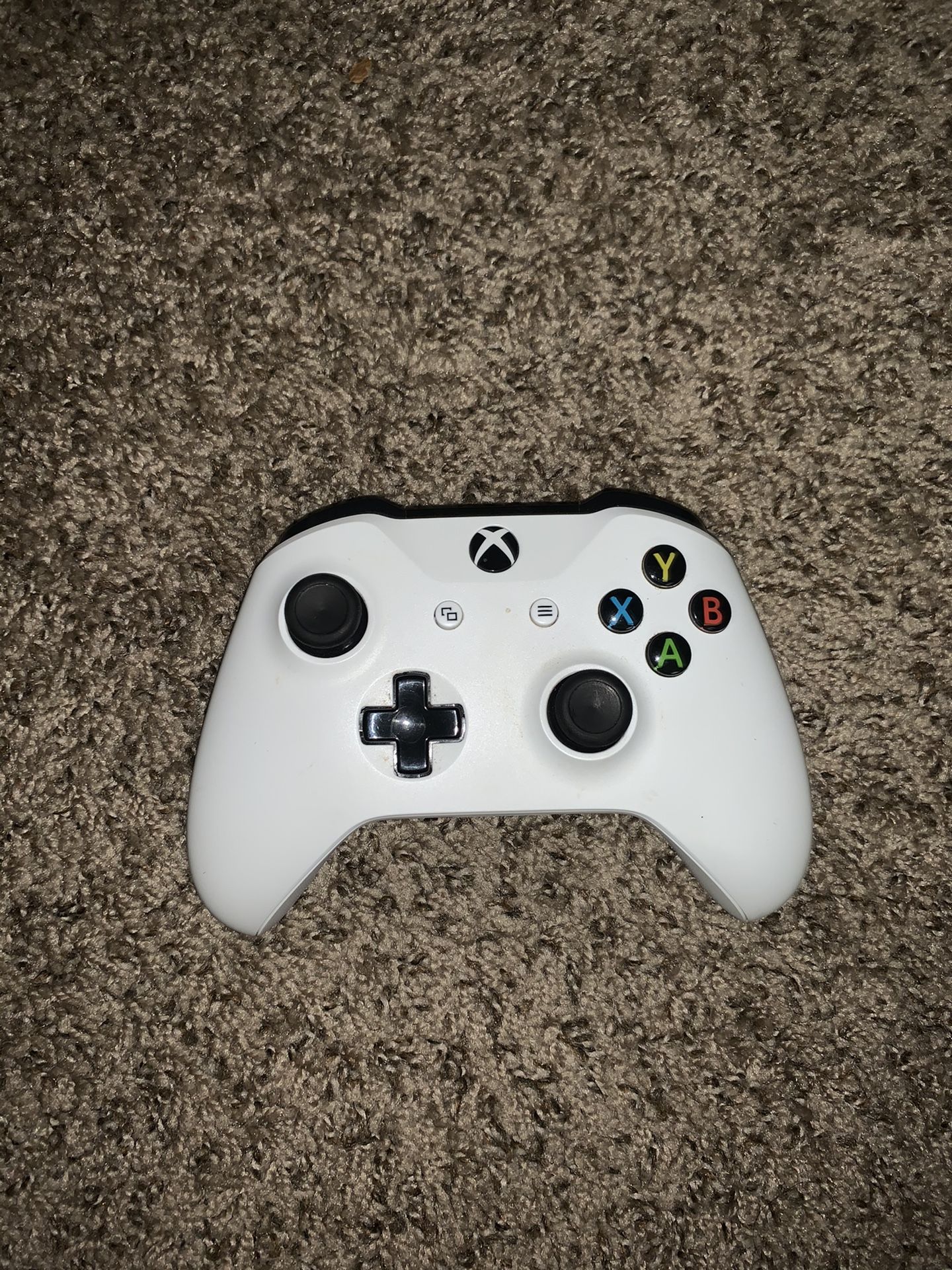 XBOX ONE CONTROLLER