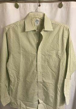Brooks Brothers men’s button down size L 15 1/2-33