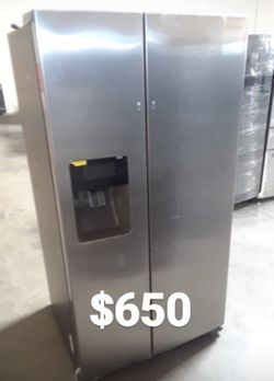 New 2 door fridge