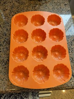 Pumpkin 🎃  Cupcake Mold (silicone) 