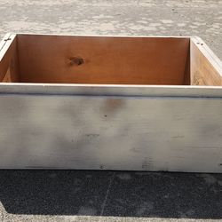 Vintage Dourthe Bordeaux Wooden Wine Crate