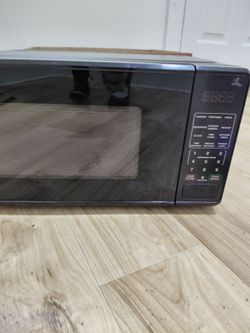 Small microwave